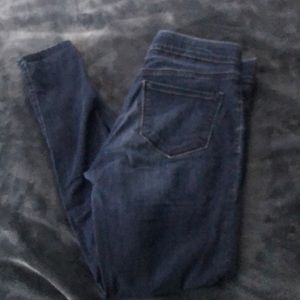 Old navy jeans with elastic
